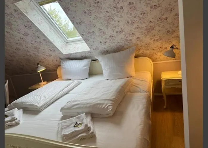 BoLA Ferienwohnung Hamburg Nr 29 Shabby für 2 Personen, Parkplatz